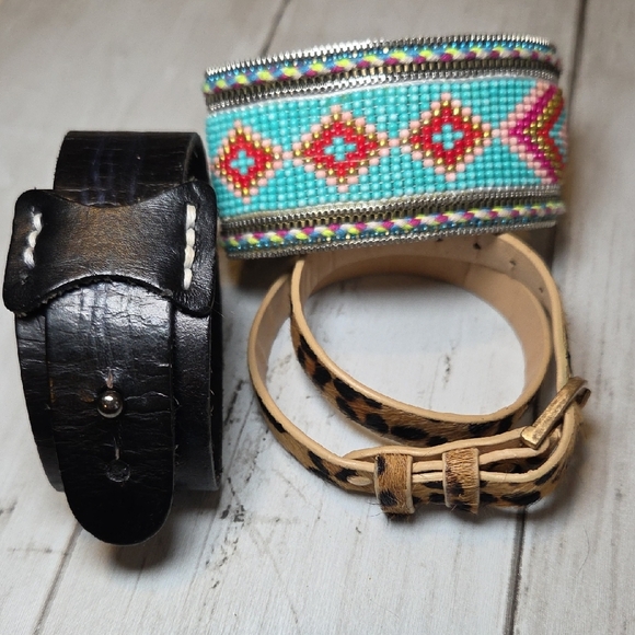 Plunder Jewelry - Plunder Black Leather and Turquoise Beaded Bracelet Set